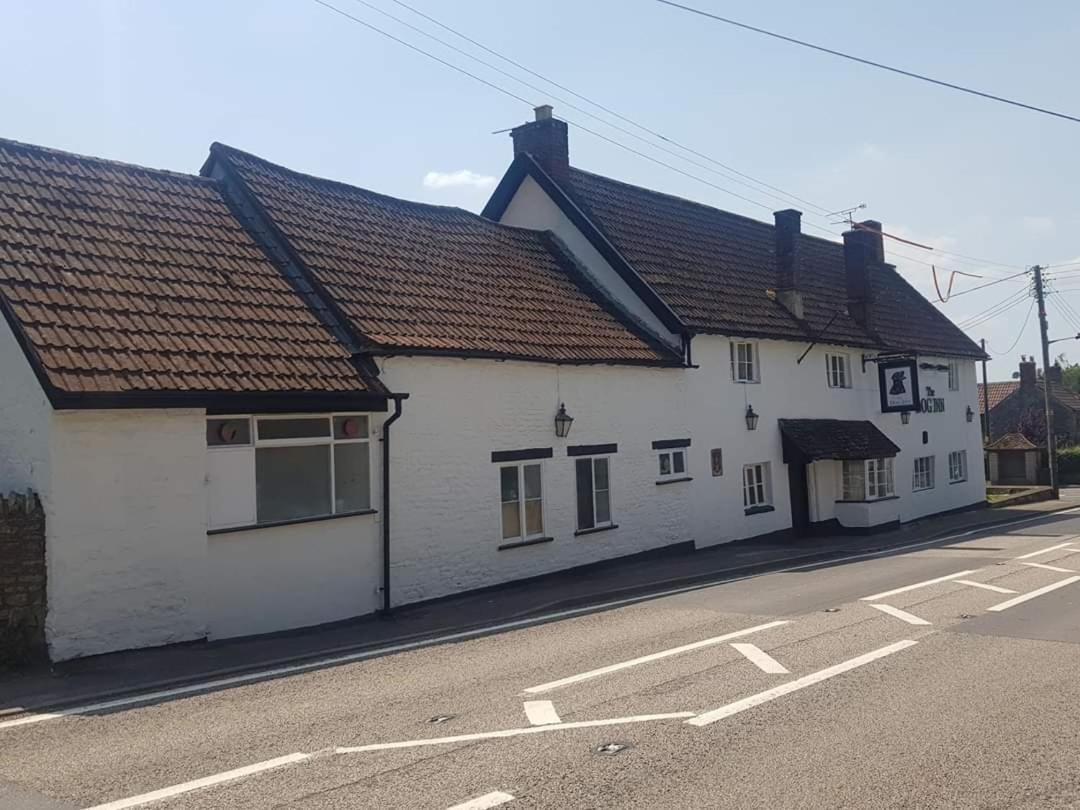 The Dog Inn Old Sodbury Екстер'єр фото