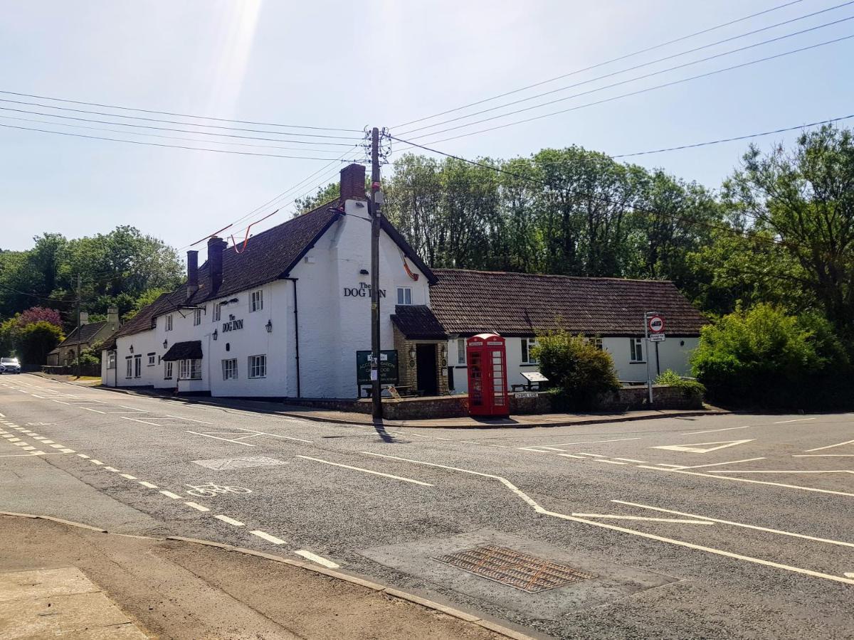 The Dog Inn Old Sodbury Екстер'єр фото